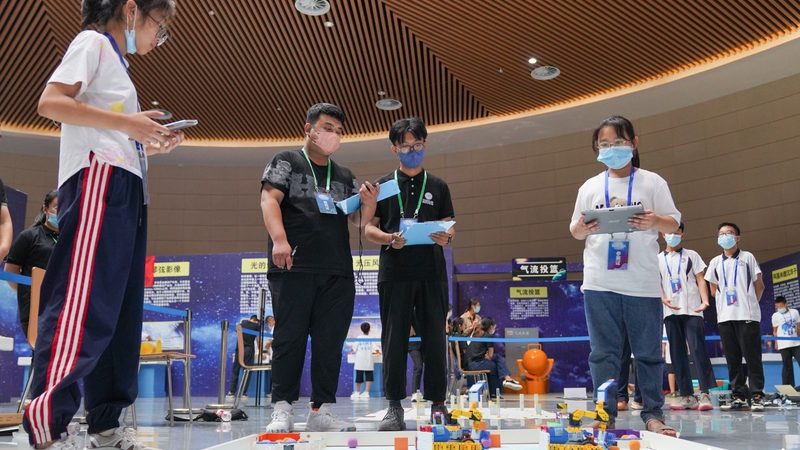 开源SaaS平台源码下载：揭秘其价值与风险